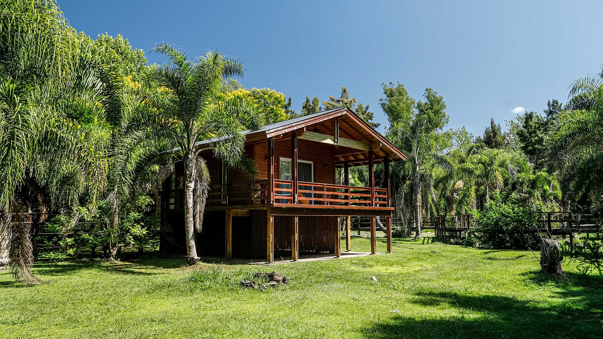 10-bungalow-DeltaEcoHotel