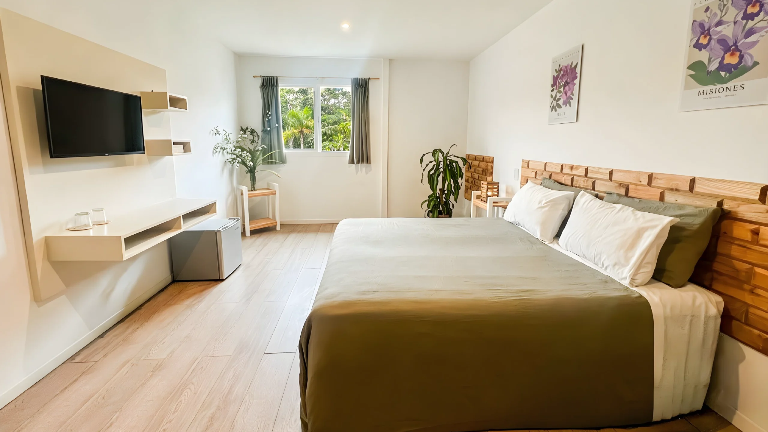 2-Habitacion-Wellness-27m2-Equipada-Con-TV-Y-Frigobar